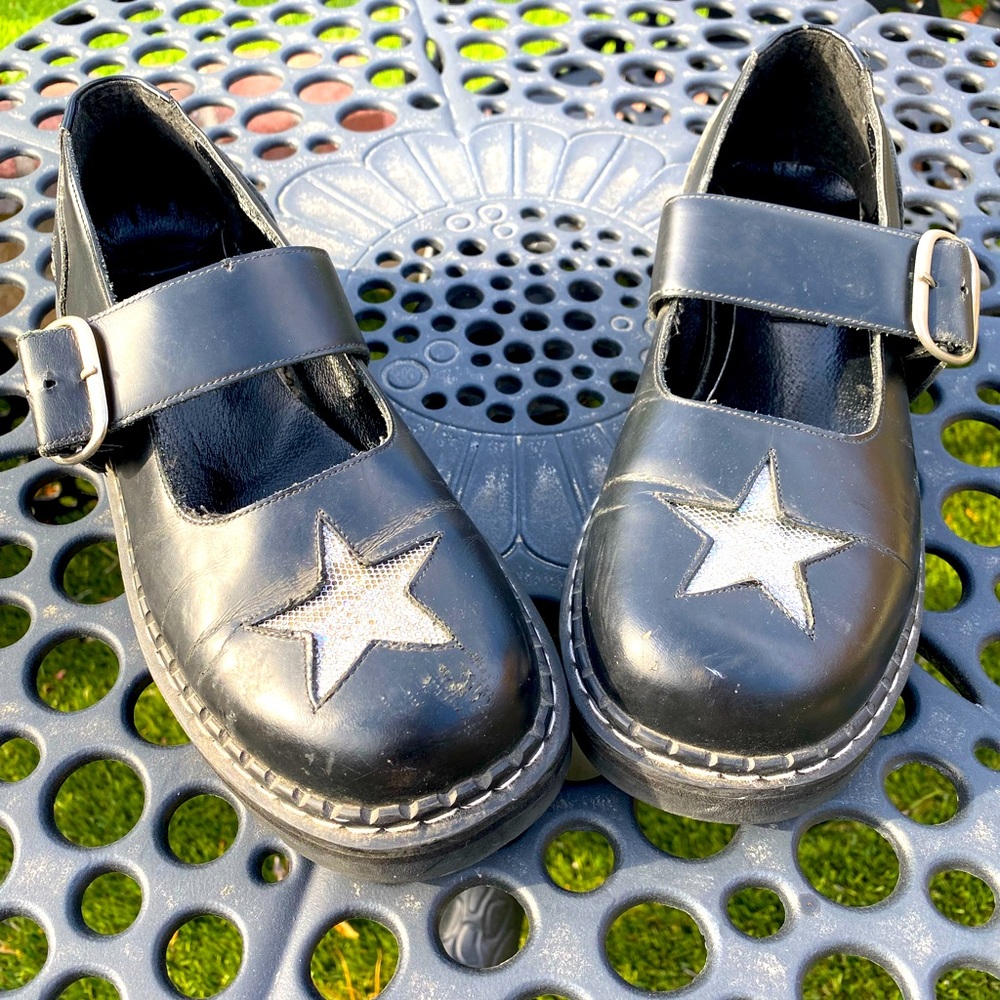 Demonia starred Mary Janes. Black Size 9.